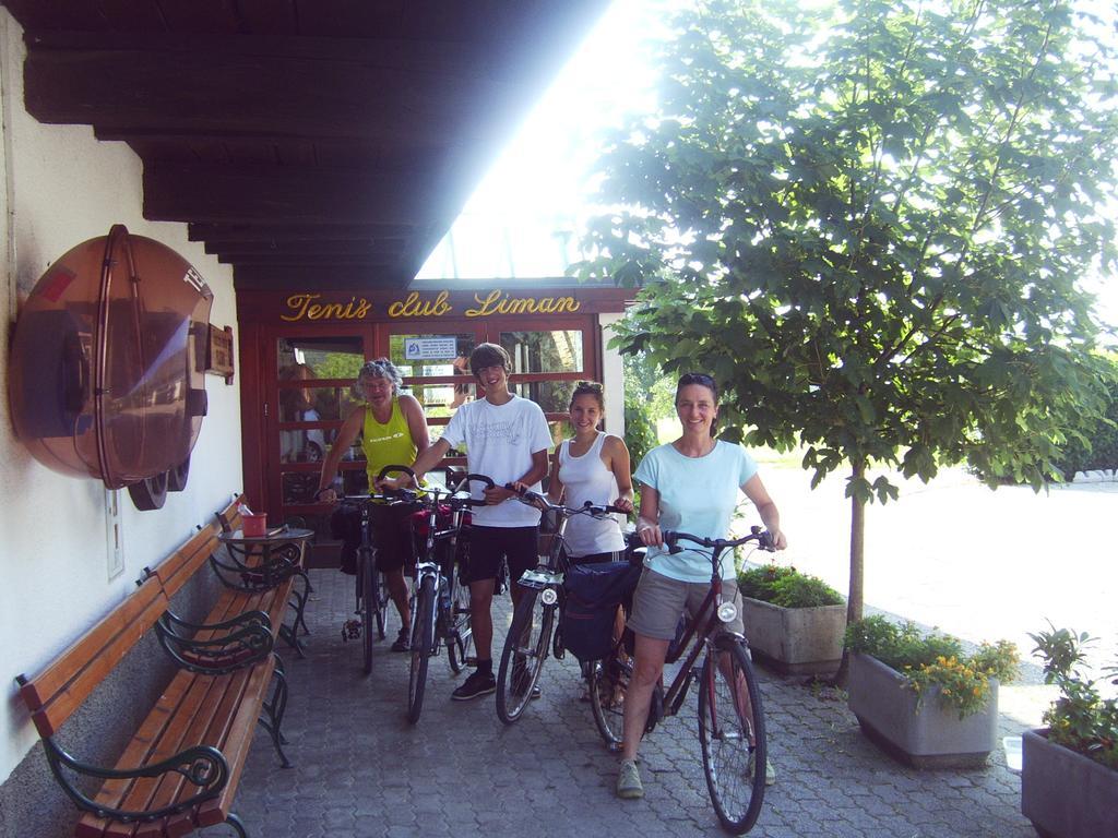 Guest House Turisticna Kmetija Plaznik Ljubno Ngoại thất bức ảnh